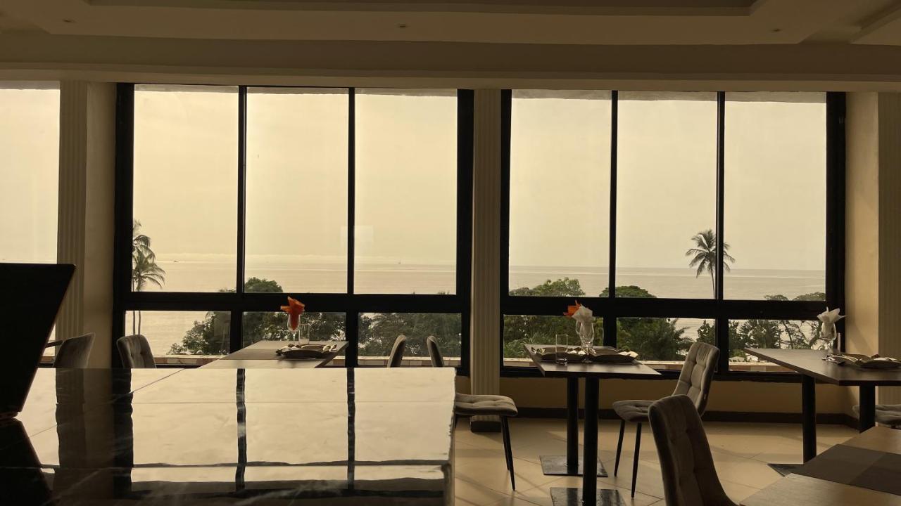 Sky Kenako Hotel Kribi Eksteriør bilde