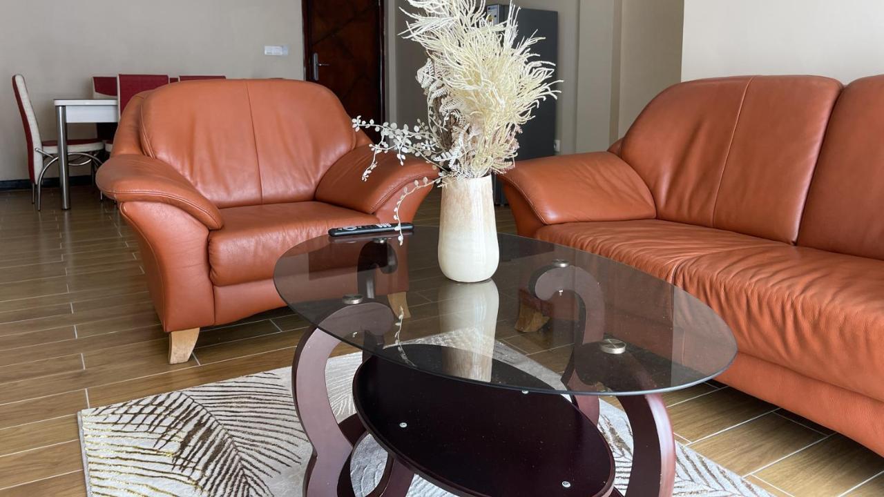 Sky Kenako Hotel Kribi Eksteriør bilde