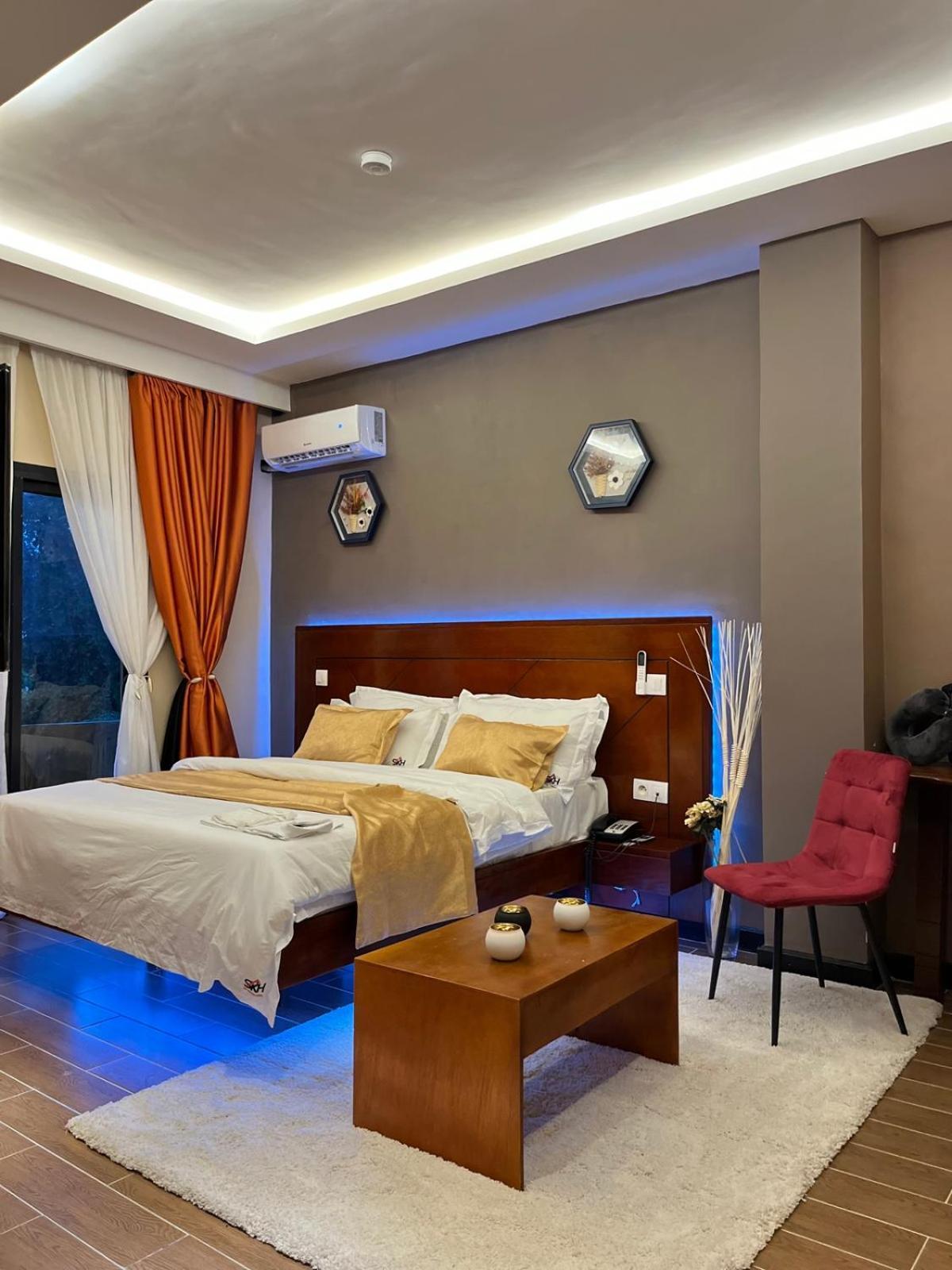 Sky Kenako Hotel Kribi Eksteriør bilde